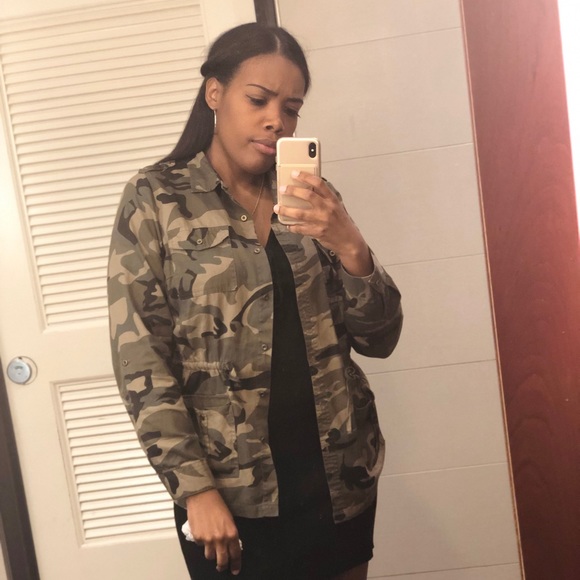 Meet your Posher, Chelsei - Picture 2 of 8